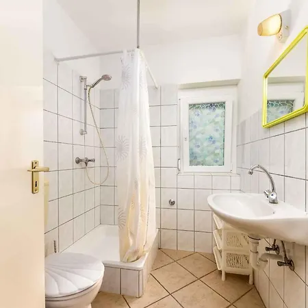 In 45324 * Balatonmáriafürdő